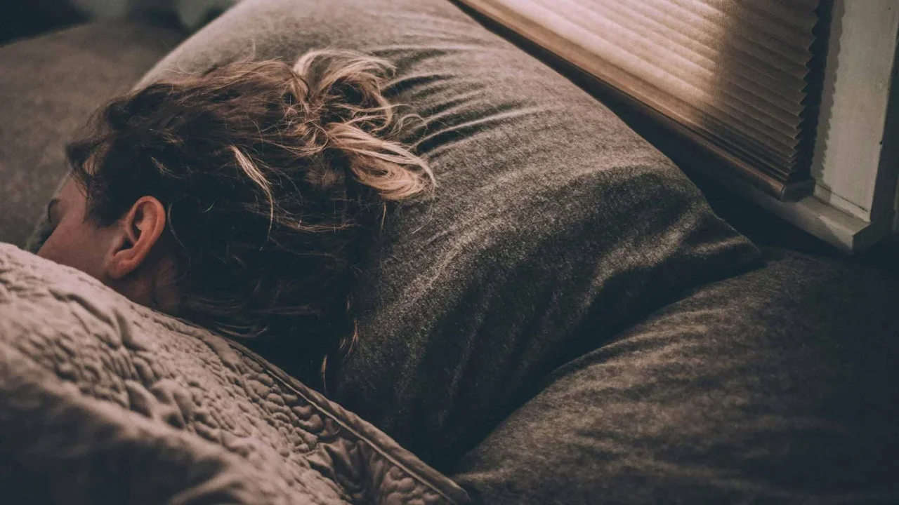 Sleep May Need Less Than 8 Hours, Study Review Suggests