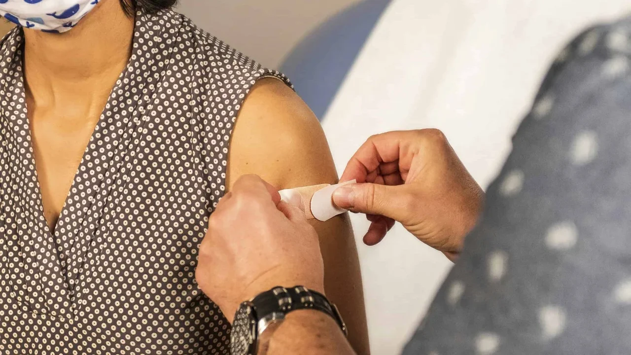 Common Shingles Vaccine May Offer Long-Term Heart Benefits