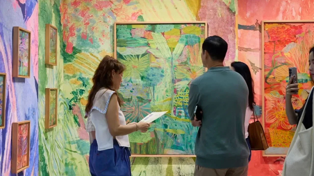 Seoul Art Fairs Signal Long-Term Confidence Despite Slow Opening Sales