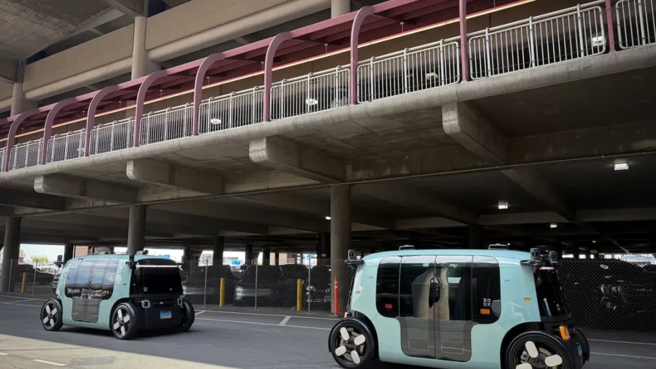Zoox brings robotaxi rides to Las Vegas airport