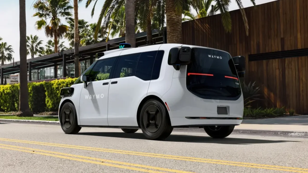 Waymo expands robotaxi access in Las Vegas