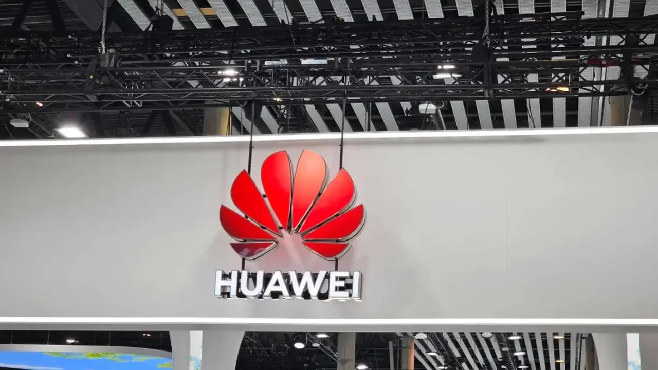 Huawei Targets Early 2027 Debut for Ascend 960DT AI Chip