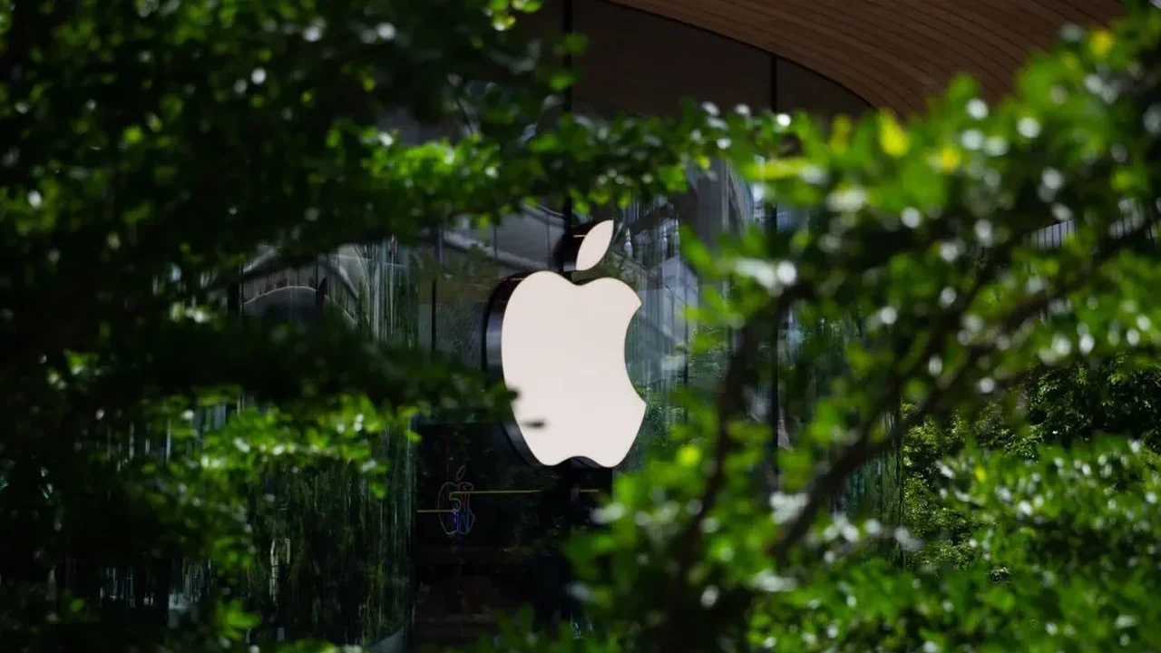 Apple Store Mimarı Ron Johnson: Yapay Zekâ Alışverişi Dönüştürecek, Mağazaları Değil