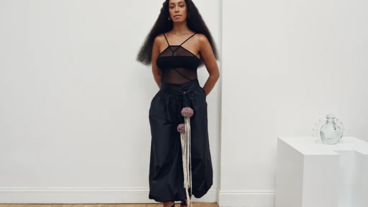 Solange Knowles, High Line için Büyük Ölçekli Bir Heykel Tasarladı
