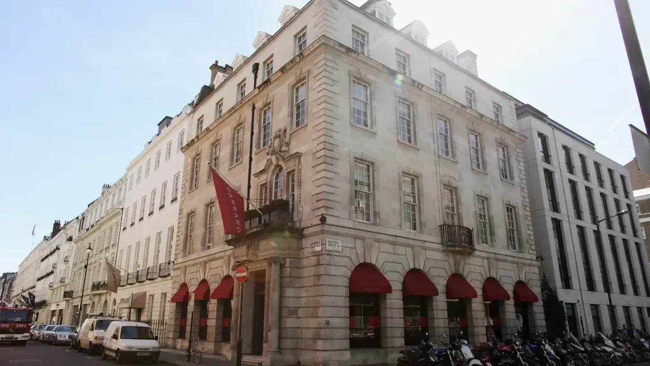 Maison Estelle Pauses Operations, Frieze Week Events Rescheduled