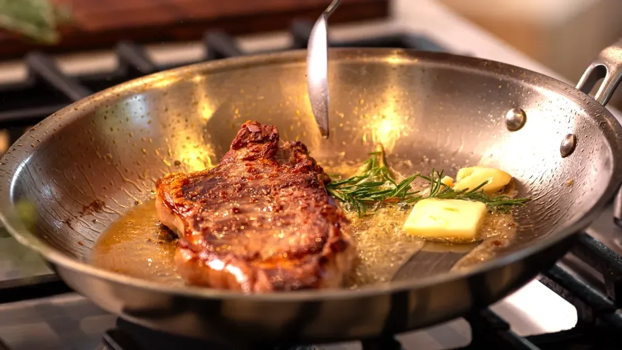 Why Stainless Steel Remains a Chef's Go-To Cookware