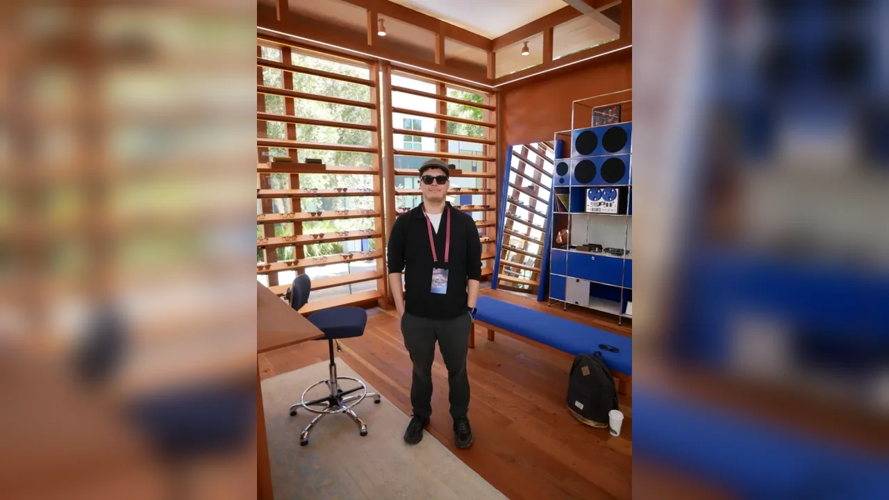 Meta Expands Smart Glasses Vision with Audio-First AI and Hearing Support