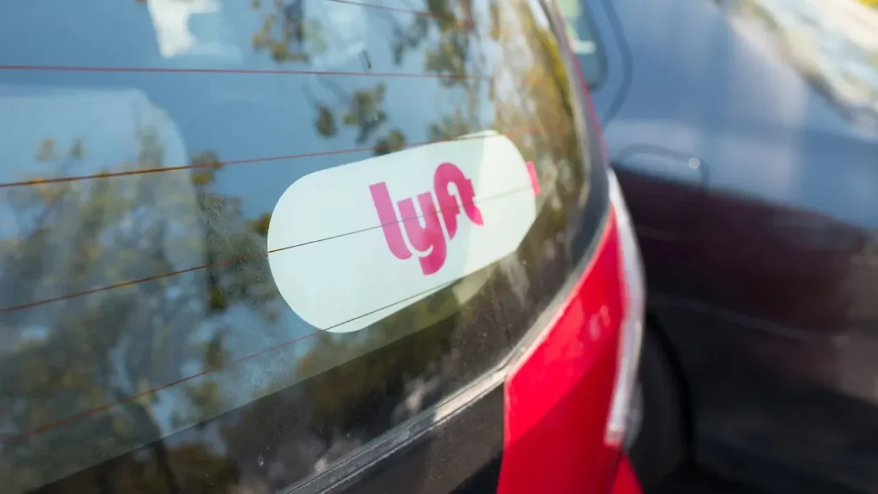 Lyft Reaches $272.5 Million California Driver Classification Settlement
