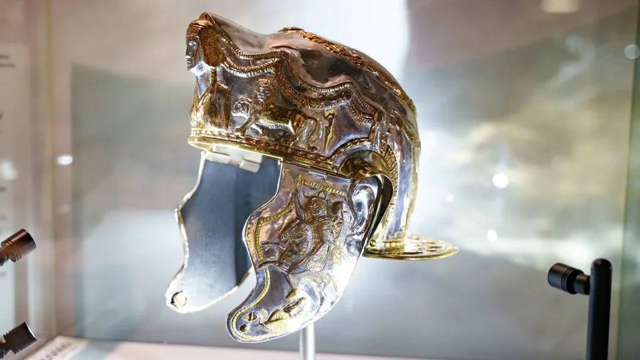 From Corroded Relic to Roman Showpiece: The Hallaton Helmet Reconstructed