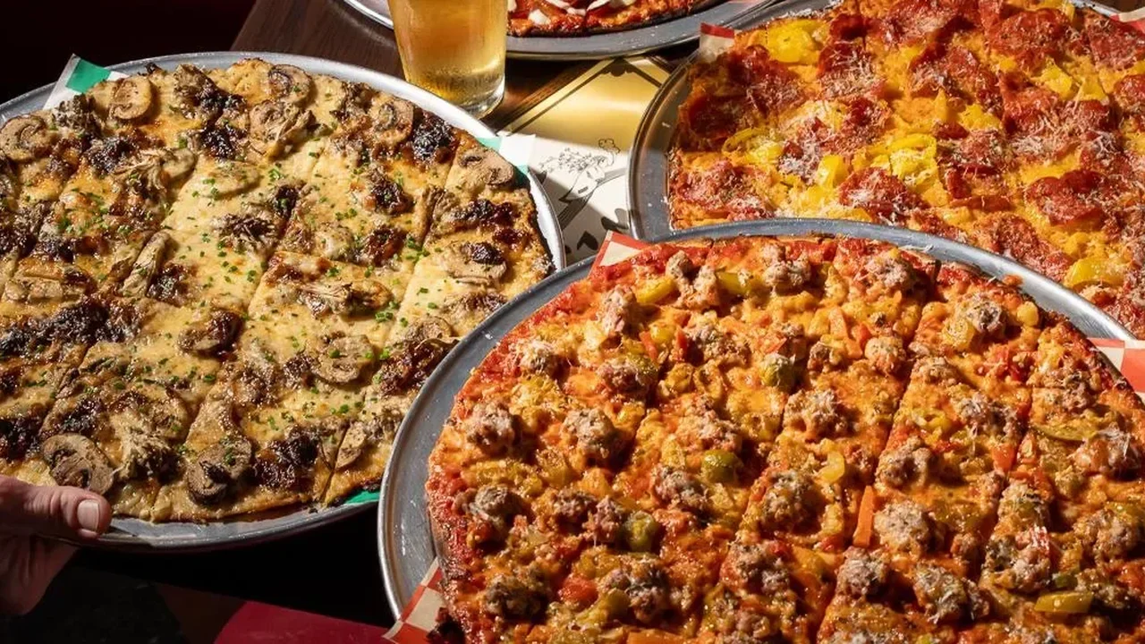 Tavern-Style Pizza Moves Beyond the Midwest