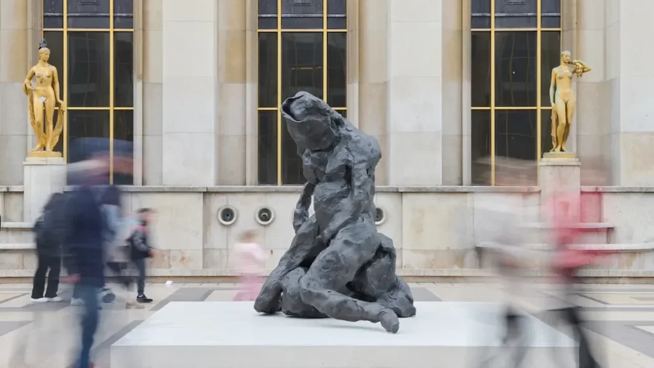 Art Basel Paris Takes Contemporary Art Beyond the Fairgrounds