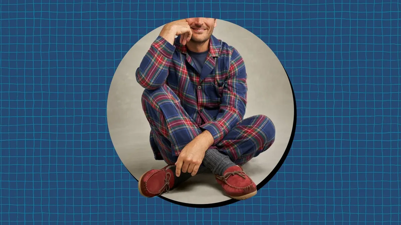 Fall Comfort, Curated: Pajamas, Robes and Slippers for Cozy Days