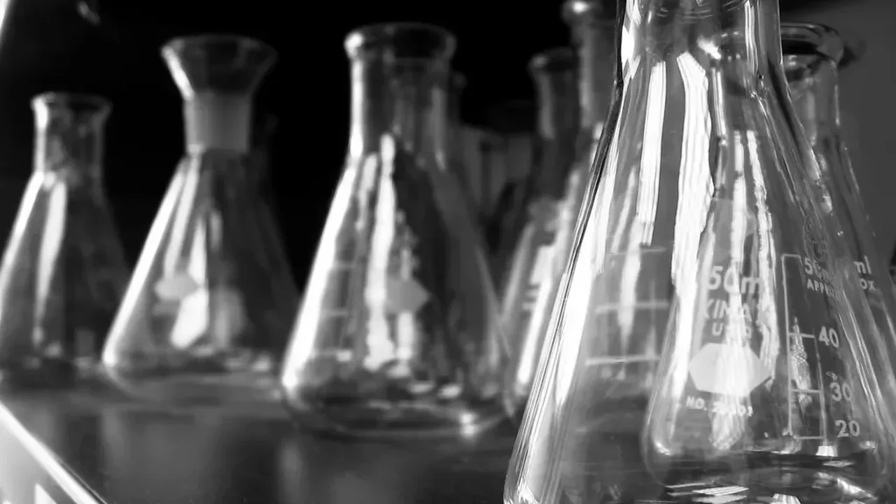 Warp Sciences Raises $215 Million to Automate Drug Discovery Labs